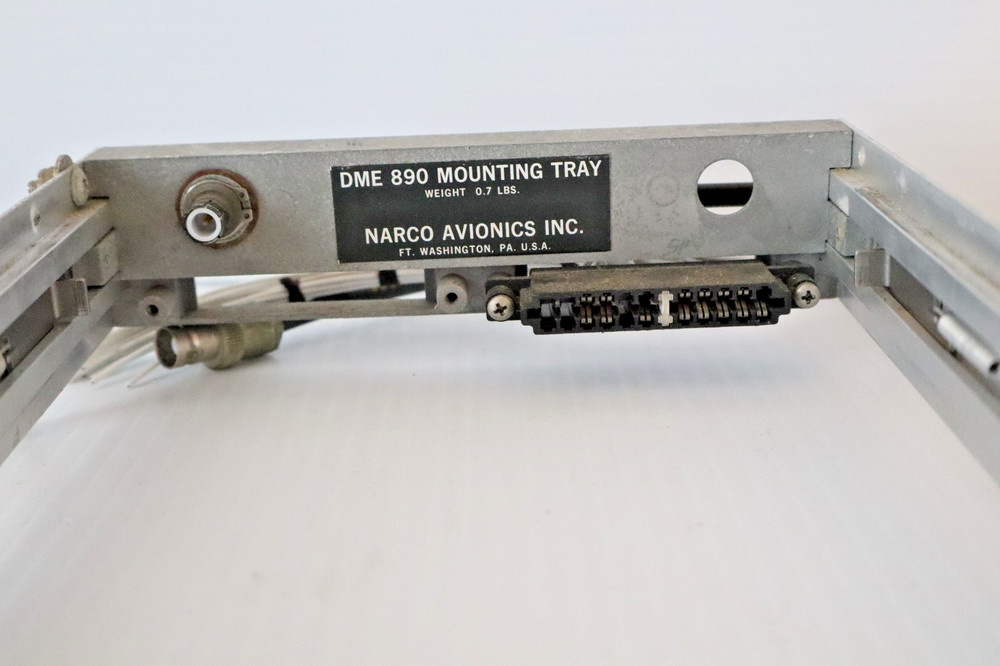 Narco DME 890 Interrogator Mounting Tray & Connector