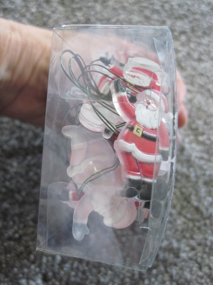 Santa 3 function 18 LED light sets new in package