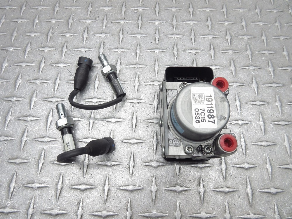 2017 16-24 Indian Springfield ABS Anti Lock Brake Module Pump Control Unit OEM