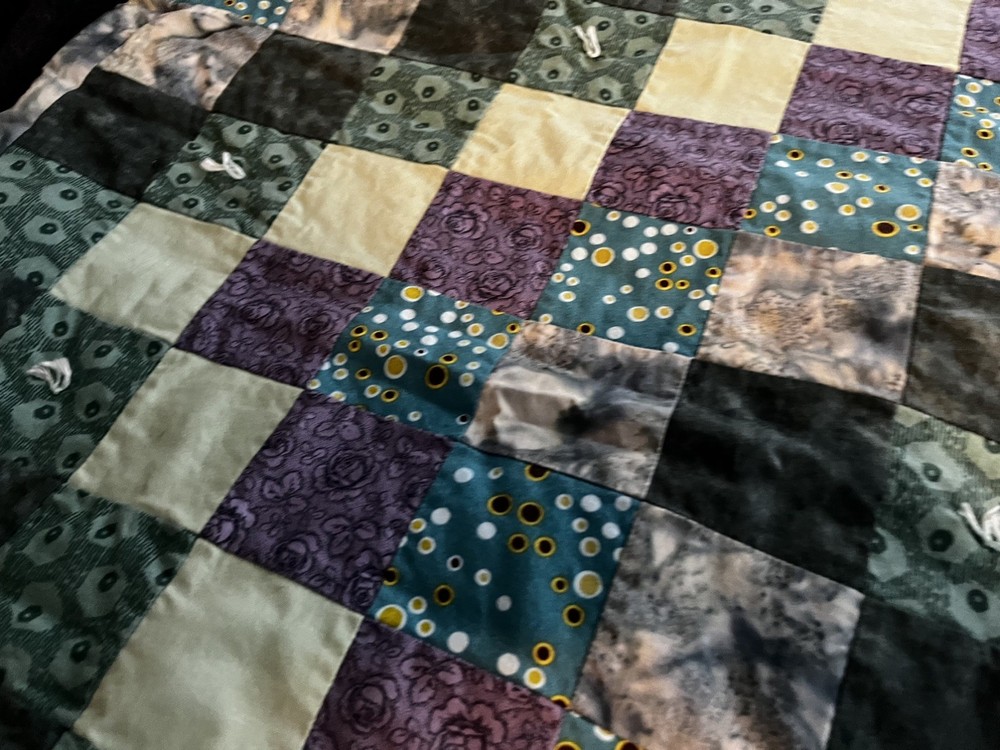 Handmade Quilt 29" x 39"