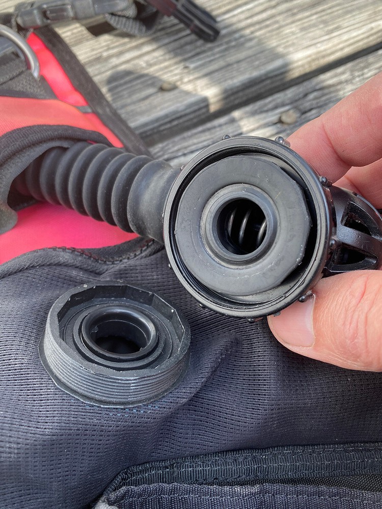 XS Extra Small Back Inflate Wing BCD features pictures description