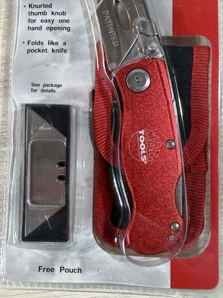 New Mac Tools Folding Lock-Back Utility Knife, model UK111. W/ Pouch