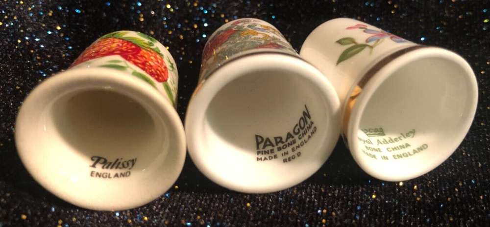 3 THIMBLES "PALISSY"-"PARAGON"-"ROYAL ADDERLEY"