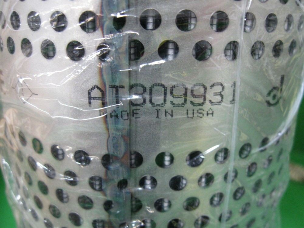 NEW GENUINE JOHN DEERE FILTER ELEMENT (P/N AT309931)