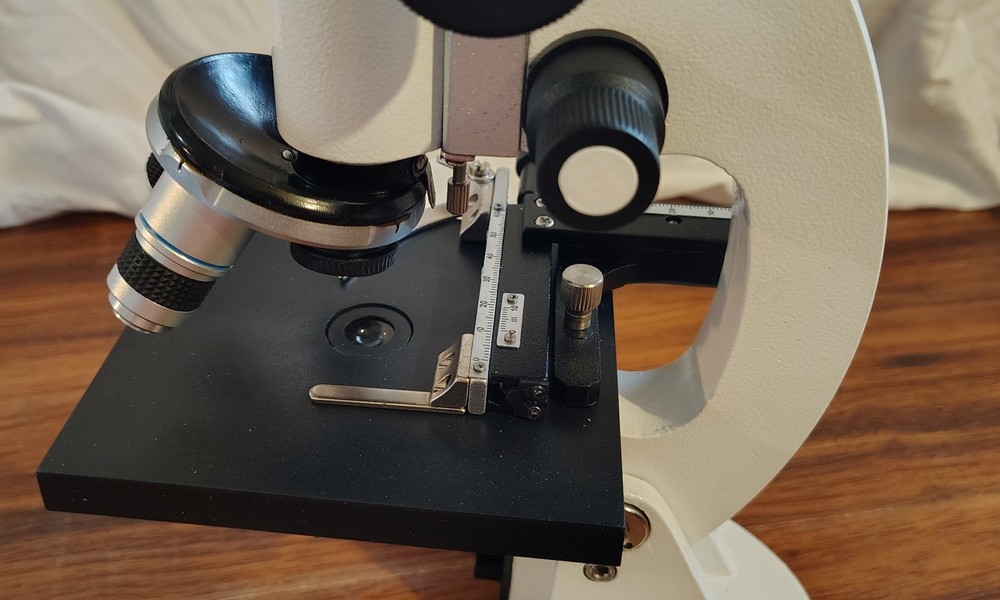 Student Microscope Set