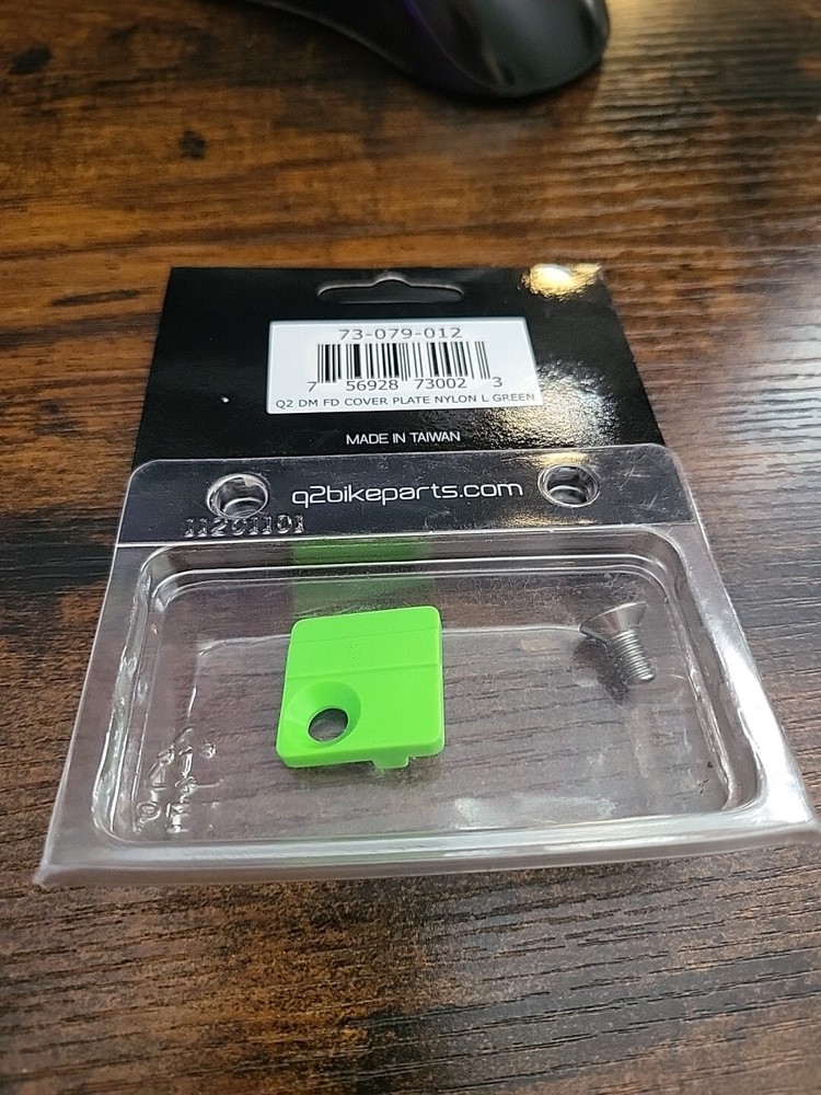 Q2 Front Derailleur Cover Green