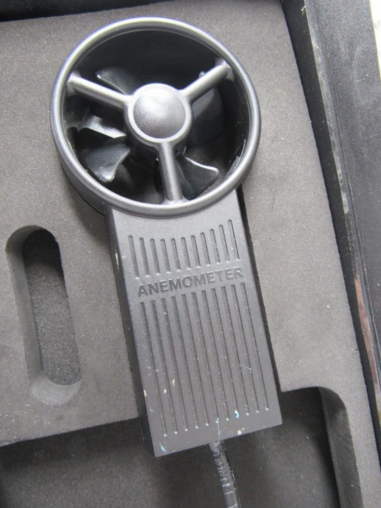 Extech 451126 Vane Thermo-Anemometer Datalogger Case, Manual & Software damaged