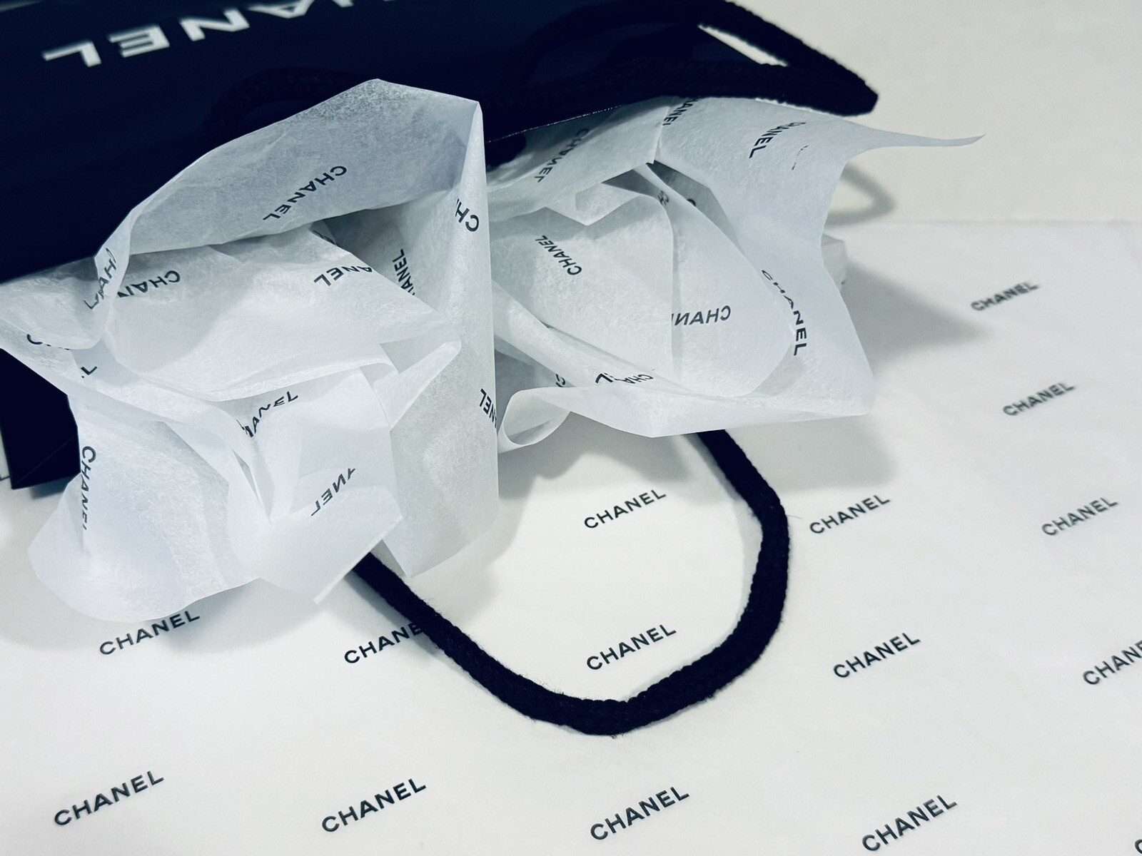 CHANEL  Authentic Tissue Paper  20 Sheets