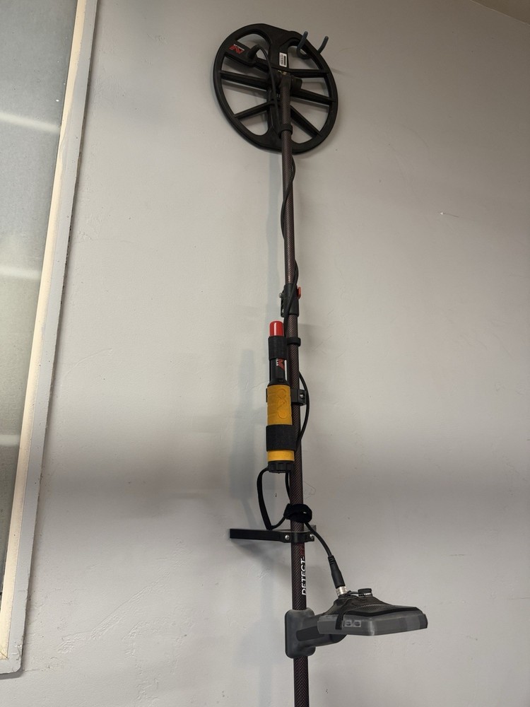 Pinpointer Mount For Detector Minelab Pro Find. Garrett Pro-pointer weighs 5 oz