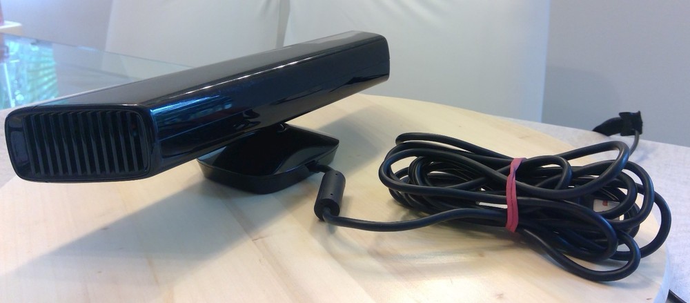 Authentic Xbox 360 Kinect Sensor Black - for repair