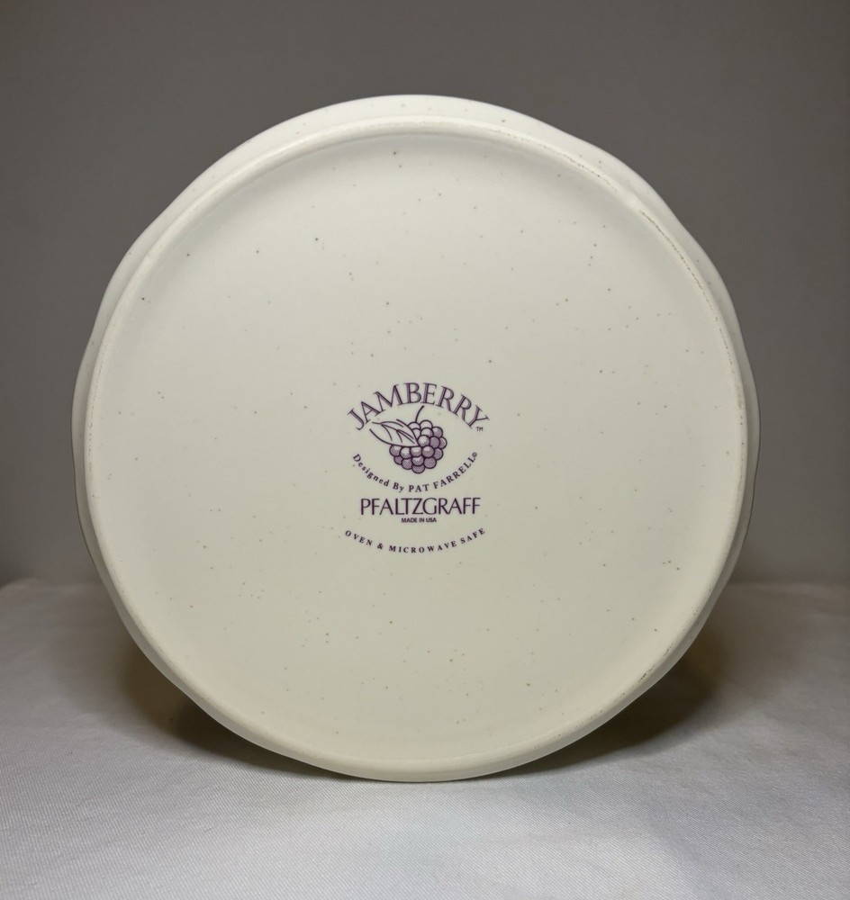 Pfaltzgraff Jamberry Large Round Serving/Casserole Dish