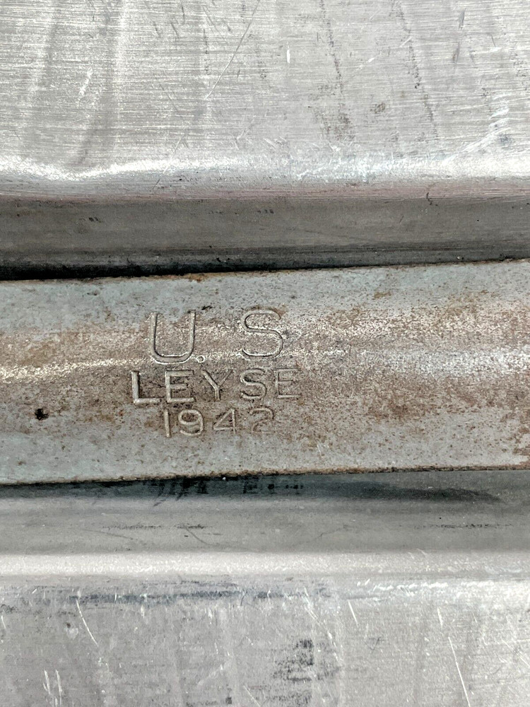 WWII US Army Mess Kit LEYSE Co. Dated 1942 with Utensils VINTAGE