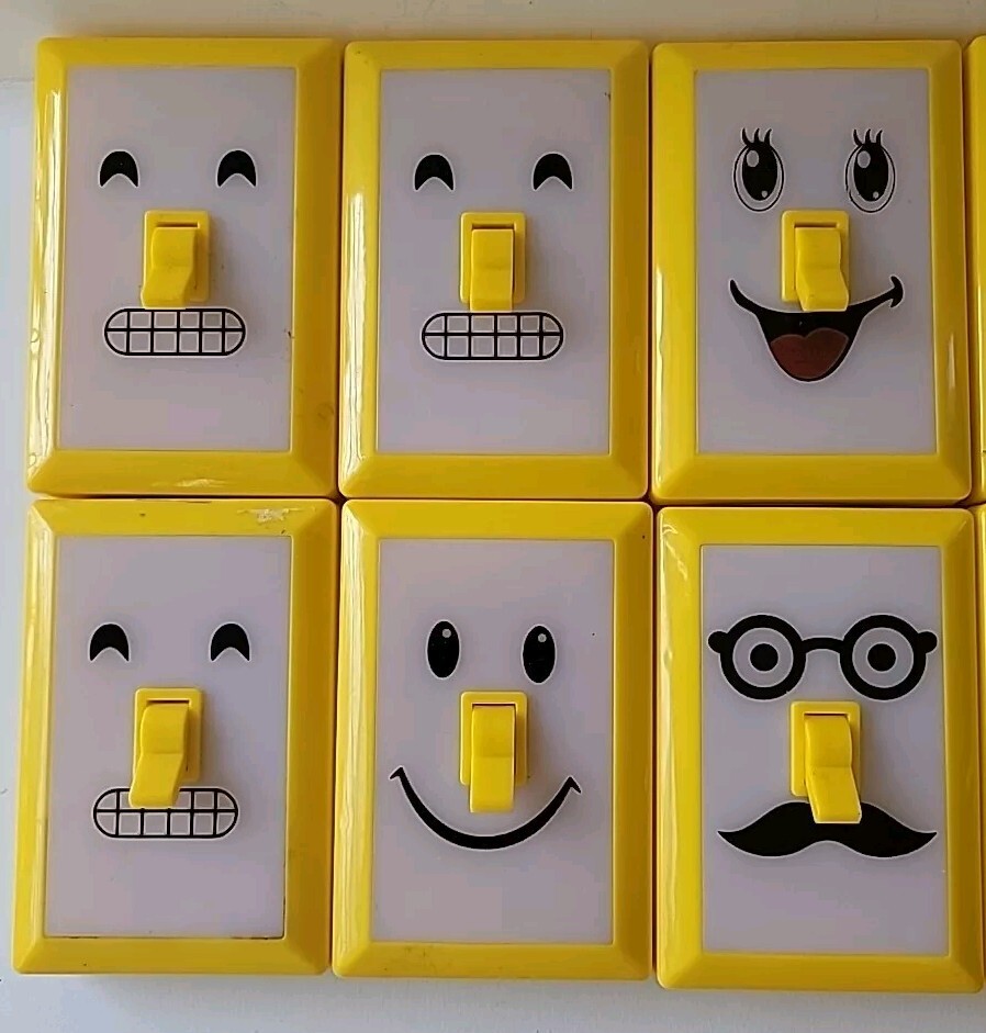 (12) Emoji LED Night Switch Battery Operated