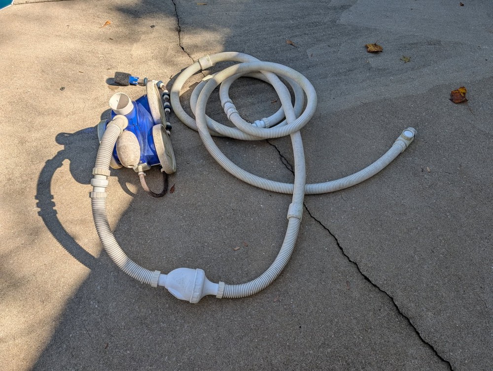 Polaris 360 - Pressure Side Pool Cleaner Sweeper (Complete) no boost pump needed