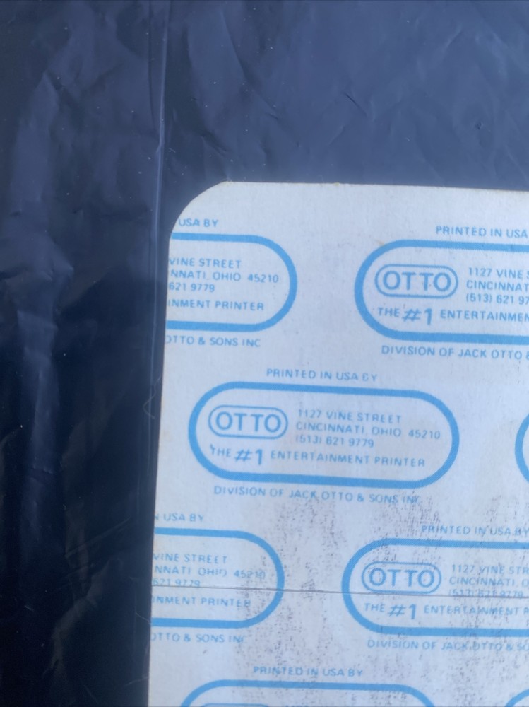 * Kiss Asylum crew pass E1