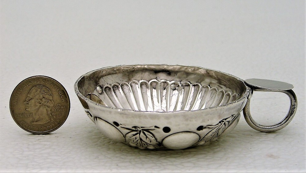 Hand Hammered French Solid Silver Brandy Wine Taster with Ring Handle Marked