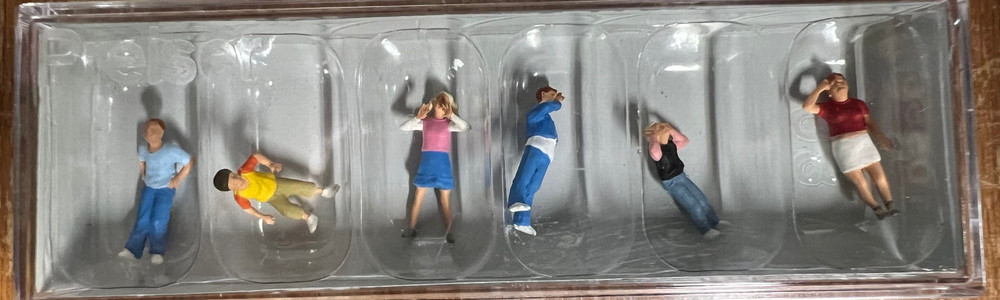 Preiser HO #10556   Children -- pkg(6)