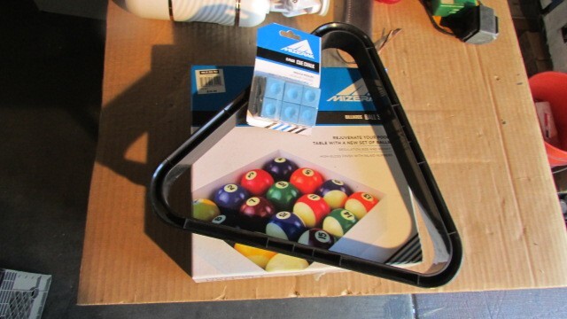 MIZERAK Pool Balls Rack Chaulk