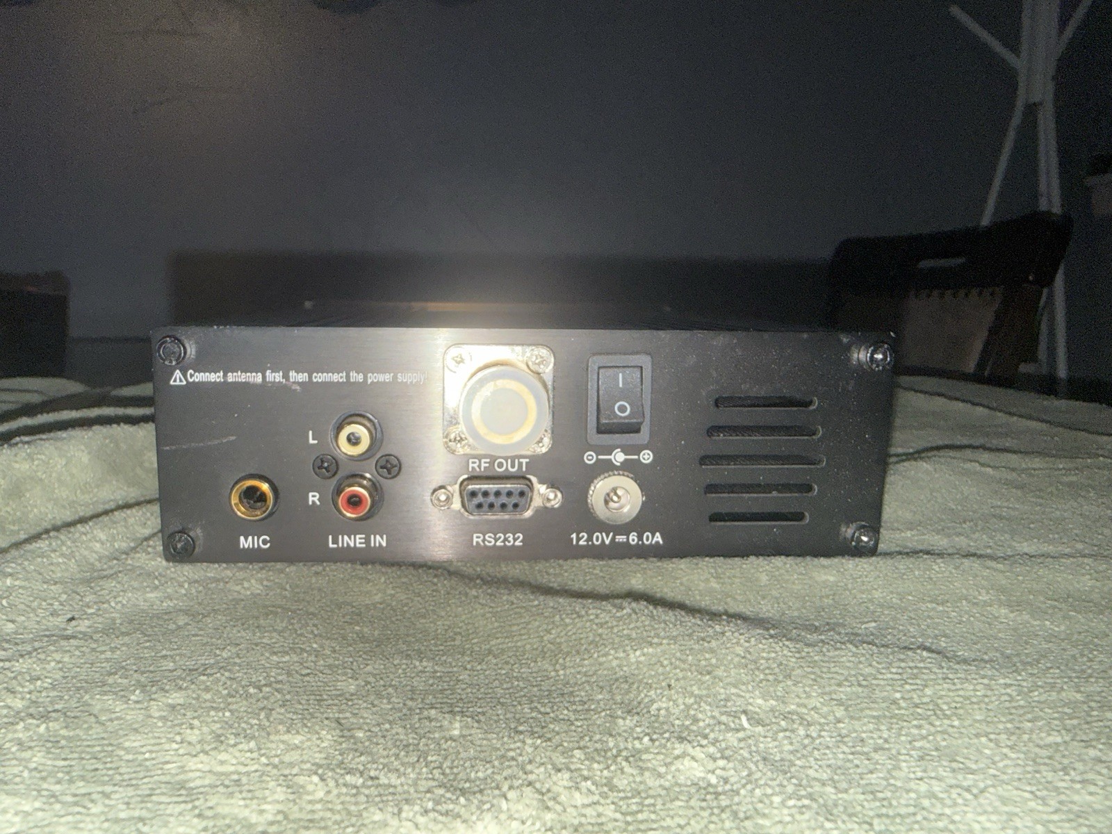 CZE-T251 25W FM transmitter stereo Professional broadcast adjustable 0-25W+Power