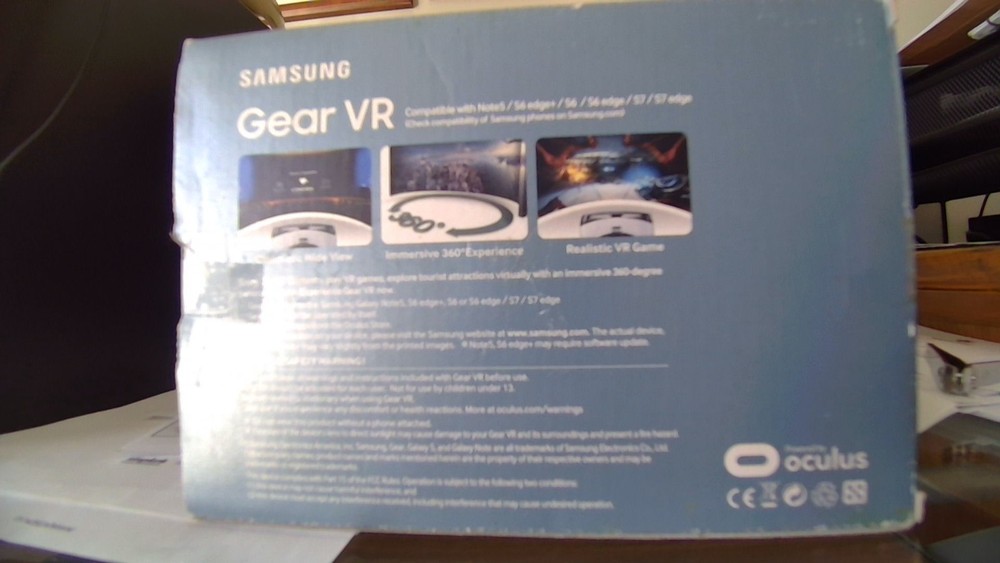 Samsung Gear VR Oculus With Manual See Specifics For Compatibility Note 5 S6 S7