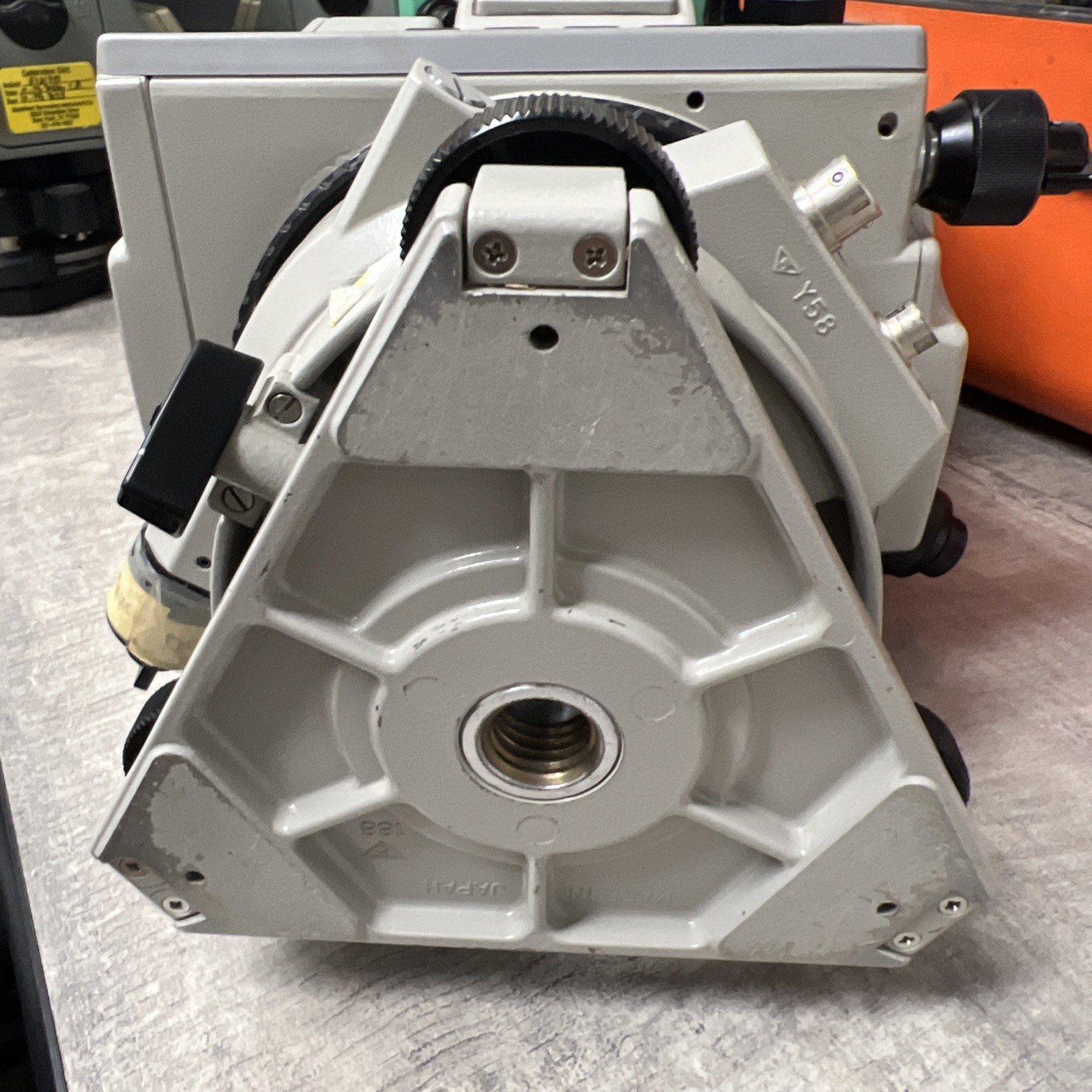 SOKKISHA LIETZ SET 4A SURVEY EQUIPMENT TOTAL STATION W/ BATTERIES AND CHARGER