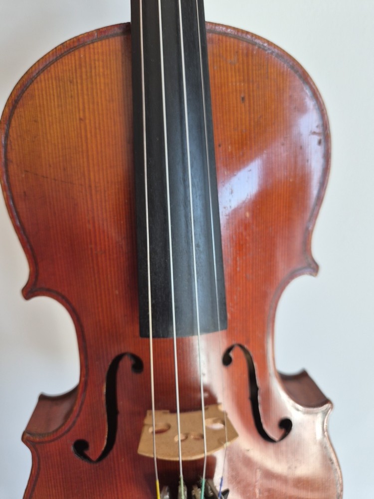 4/4 VIOLIN HAND MADE Used Violin