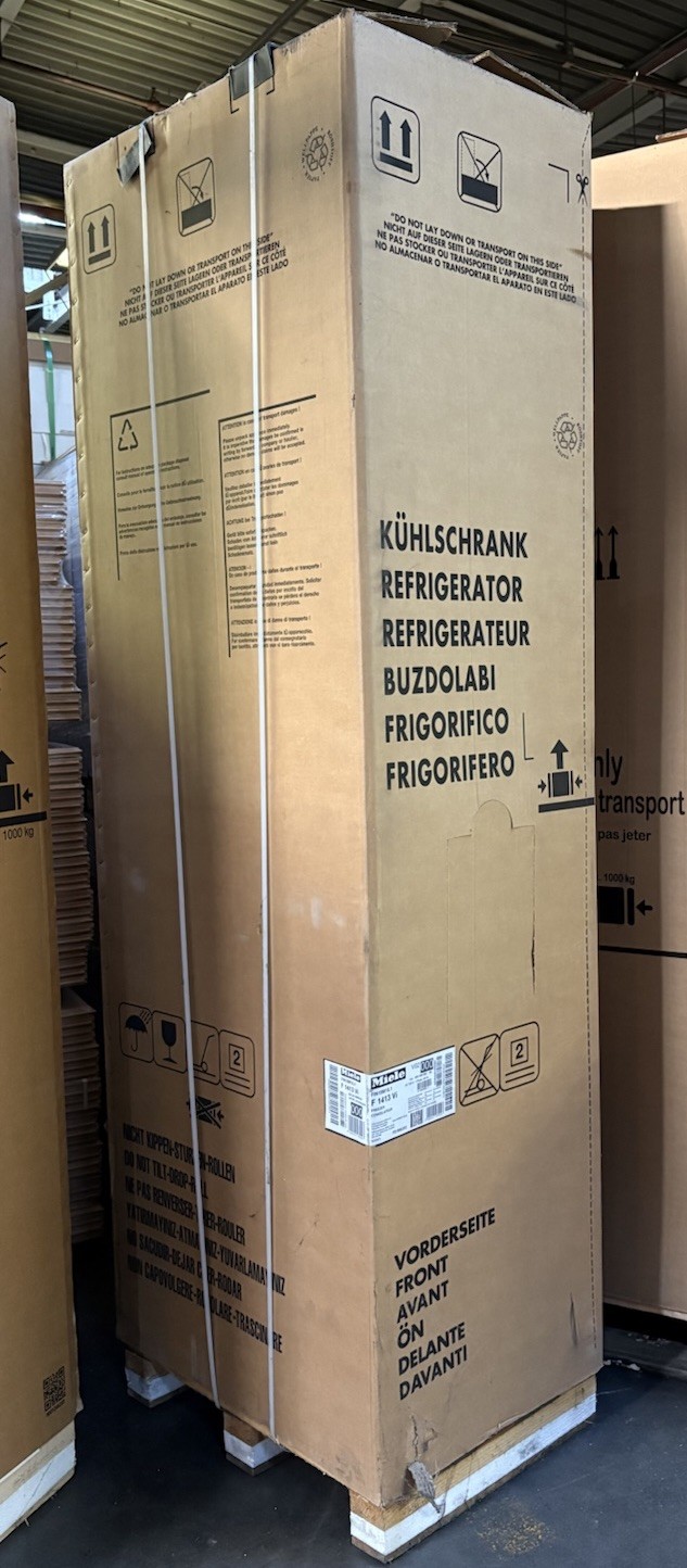 Miele F1413VI 18" Left Hinge Freezer Column - Panel Ready