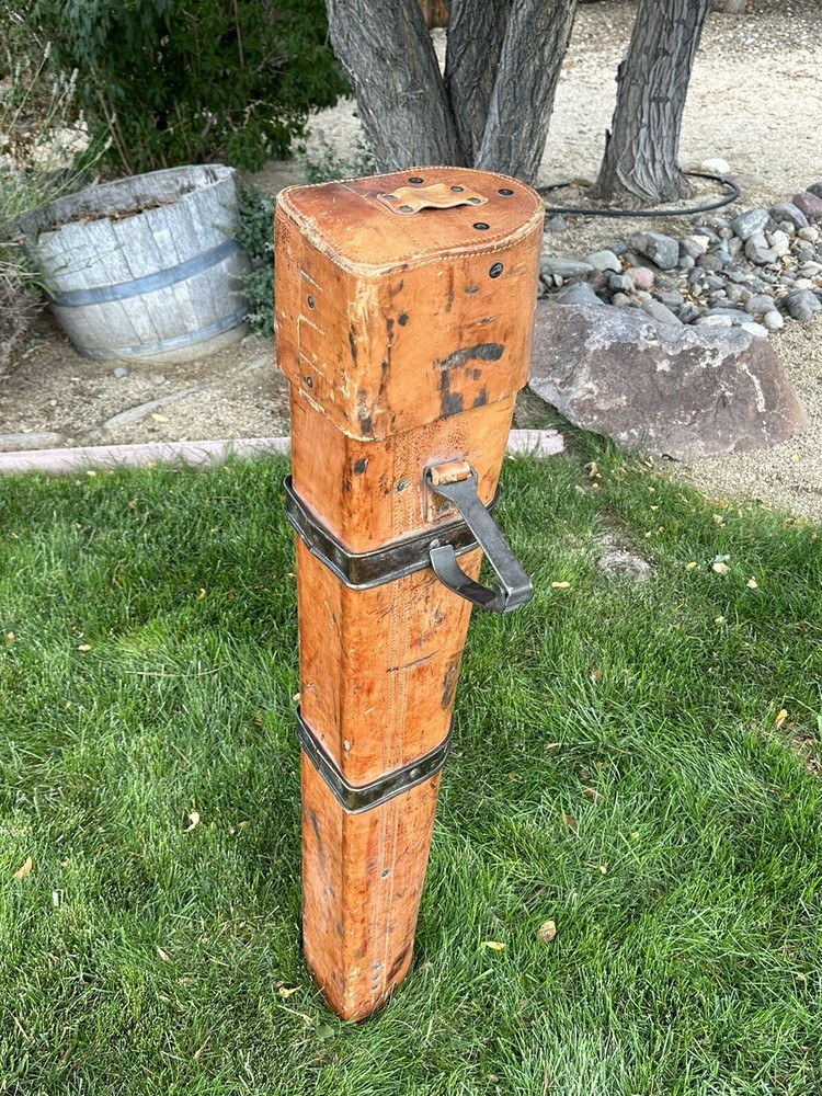 Very Rare Original WWII U.S. BOYT Harness Co. Leather Rangefinder Case 1943