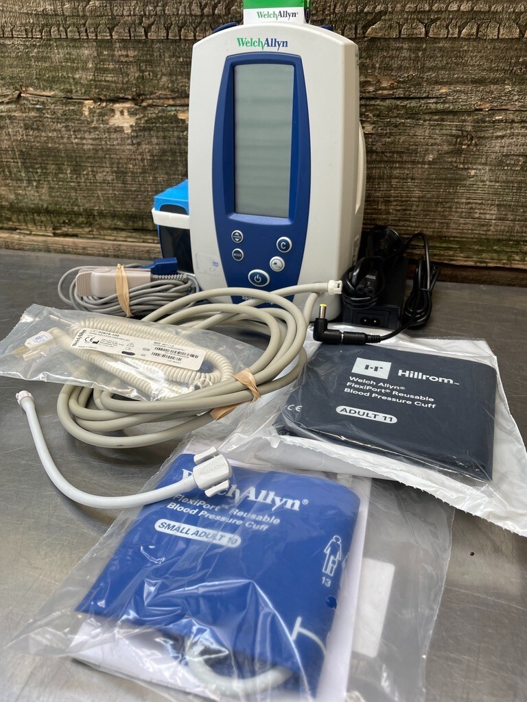 Welch Allyn 420 Spot Vital Signs Monitor 42NTB W/ Battery Temp Power Cuff