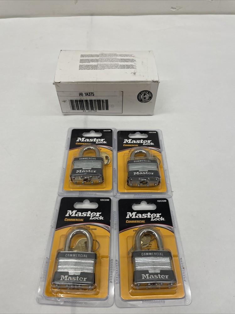 Master Lock 1DCOM Padlock, Keyed Different, Standard Shackle, Rectangular Steel