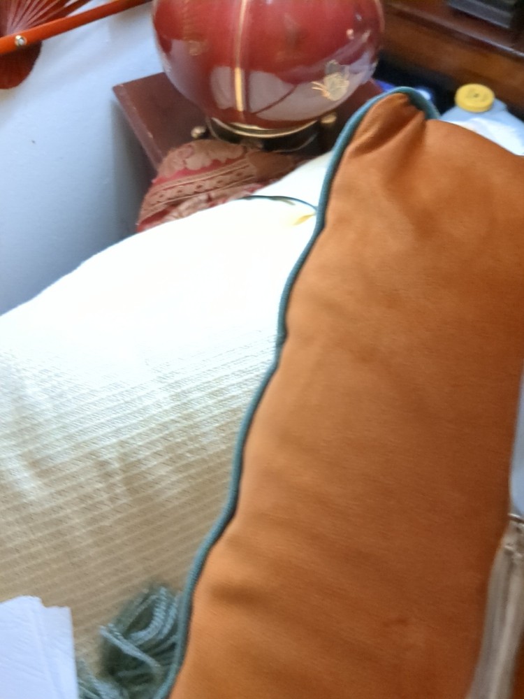 VintageOneida Kennett Square 8 dinner Knifes 9" Silverplated Handle