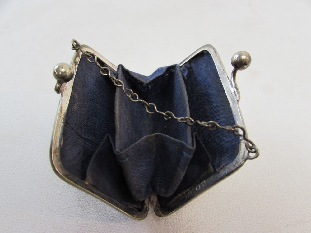 (ref288CDF) Small antique silver plated purse