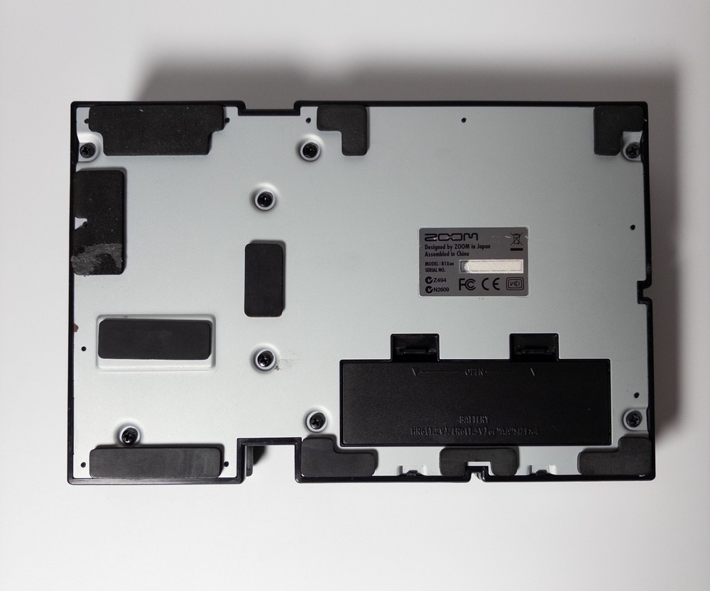 ZOOM B1Xon Bass Multi Effects Processor Pedal w/ Expression Tested