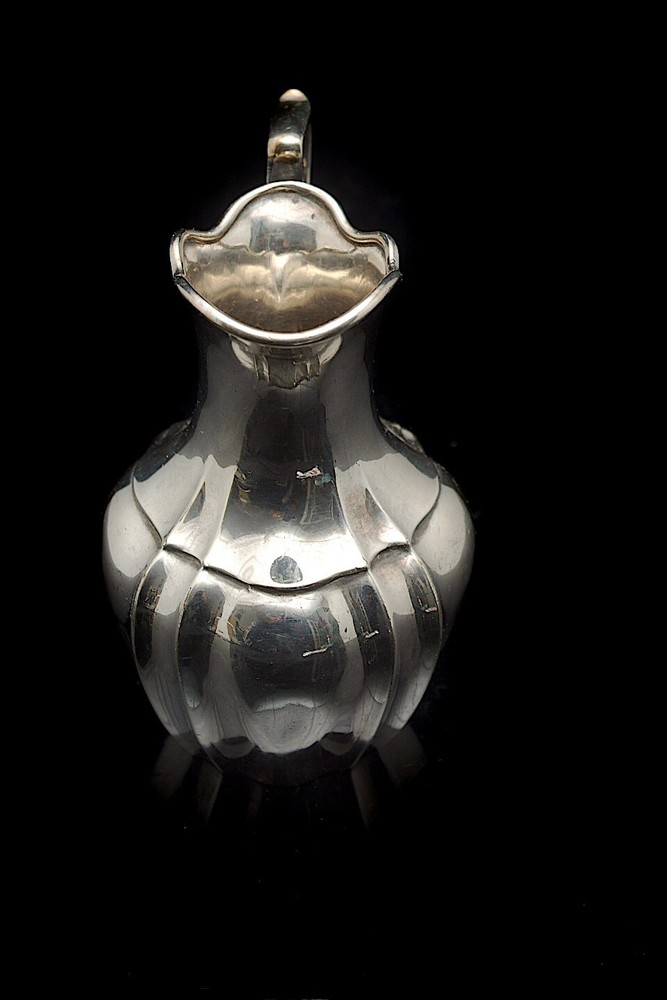 ANTIQUE VICTORIAN WILLIAM HUTTON SILVER PLATED MILK JUG