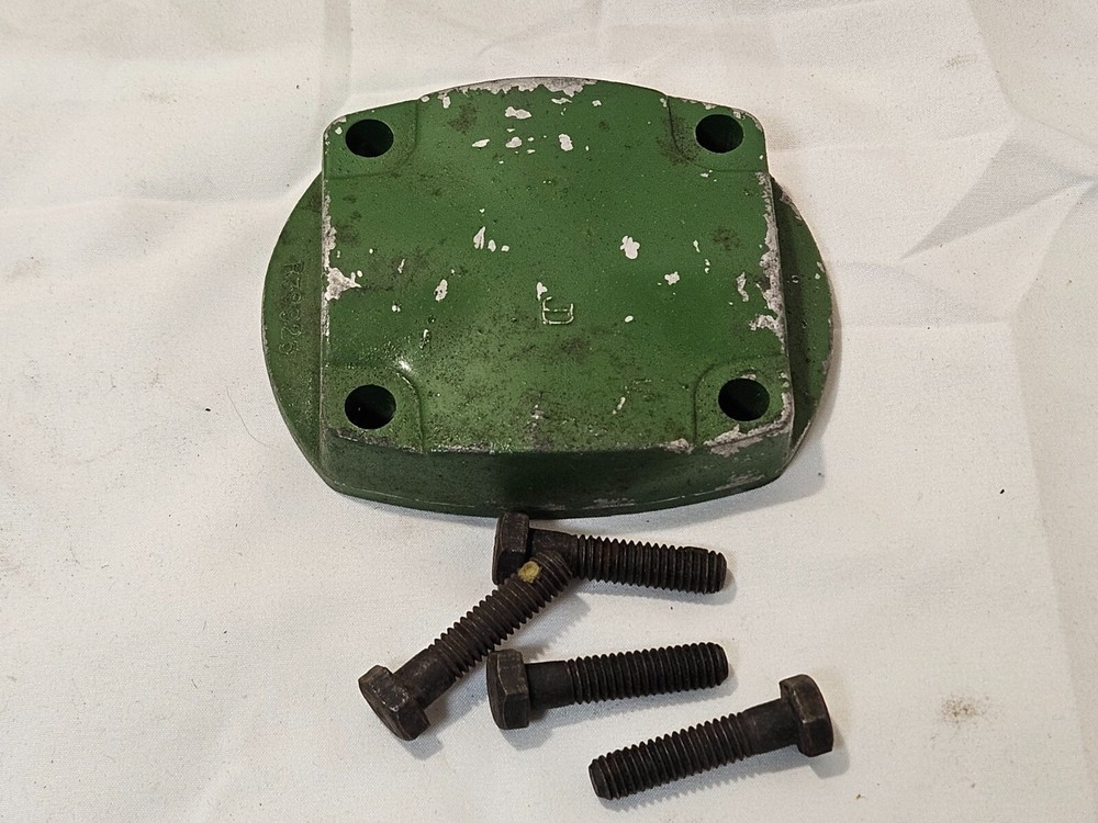 NEW JOHN DEERE AR39858 CAP KNUCKLE ROLLOMATIC NIB