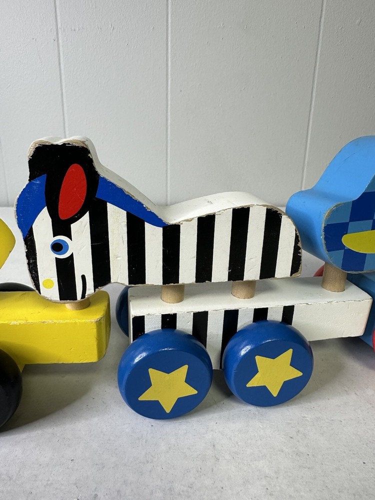 Melissa And Doug Pull Along Zoo Animals Toy
