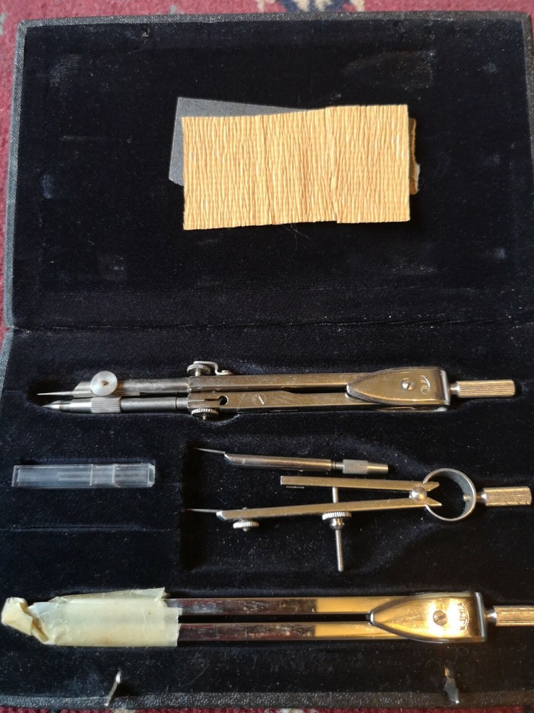 VINTAGE KINEX TECHNICAL DRAWING SET 3 DIFFERENT COMPASSES