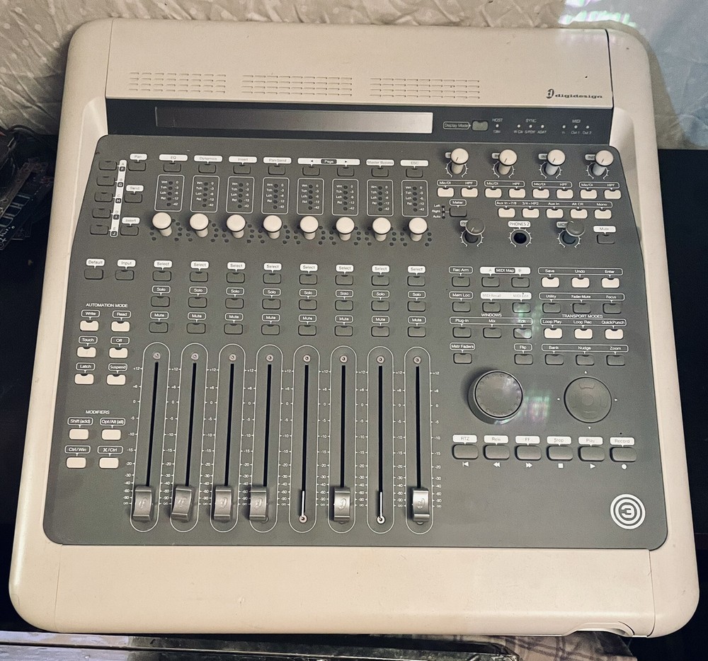 Avid Digidesign Digi 003 Pro Tools Interface, Control Surface & StandAlone Mixer