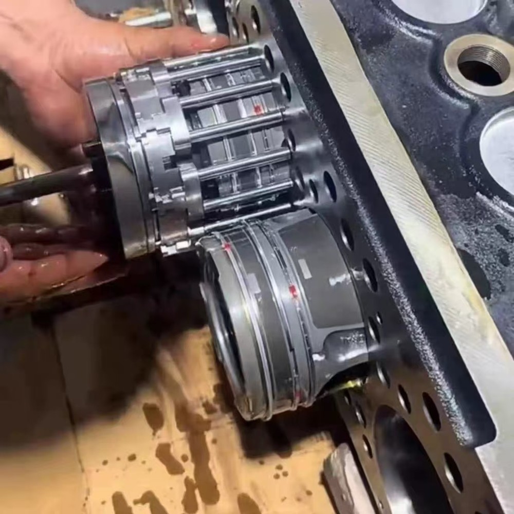 Adjustable universal piston ring installation tool 55–105 mm