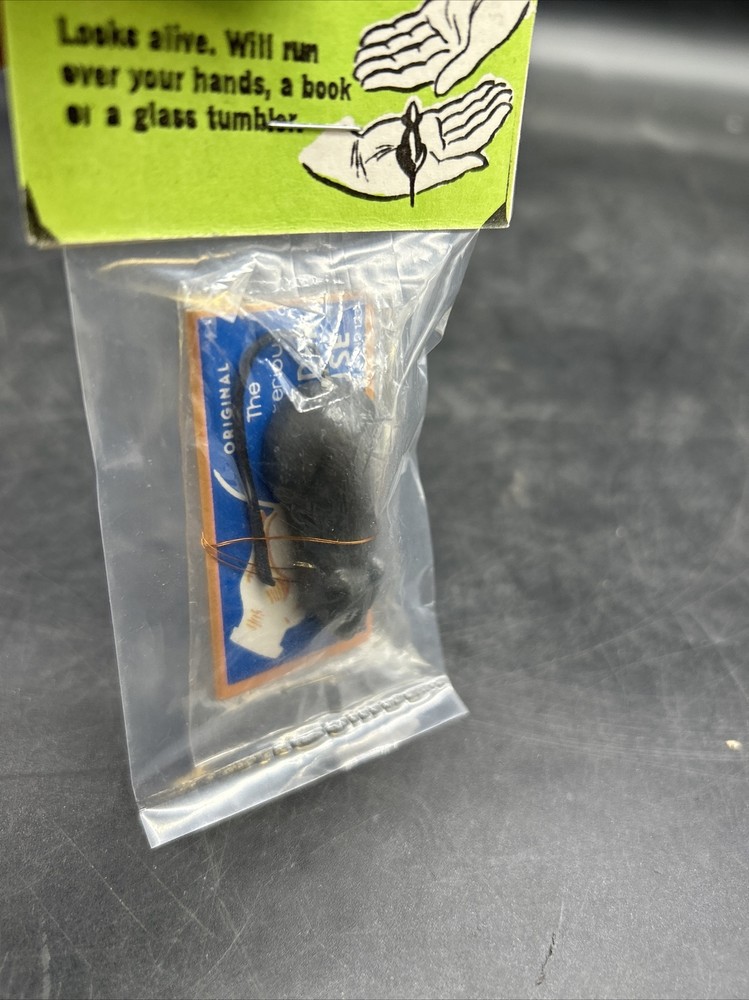 SS Adams Wonder Mouse Adams Prank Trick White
