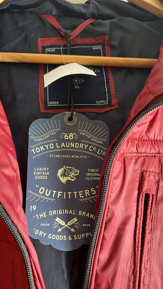 TOKYO LAUNDRY - JACKET - SIZE XL - RED