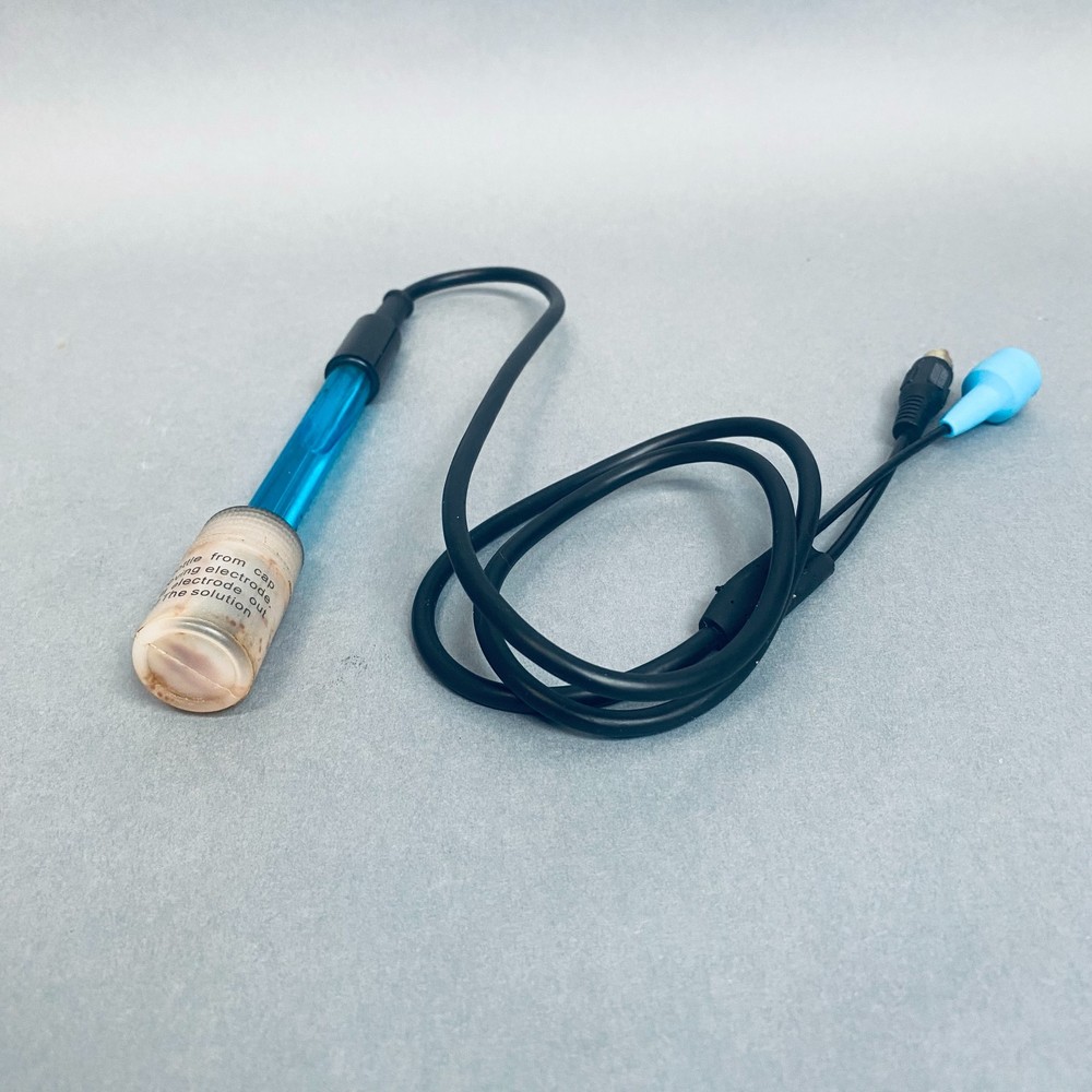 Apera pH/Temperature Electrode ATC Enabled BNC/RCA Connector