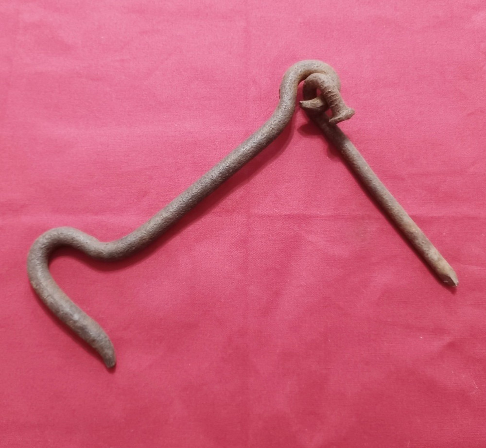 Rusty Cast Iron Gate Or Barn Hook Steampunk