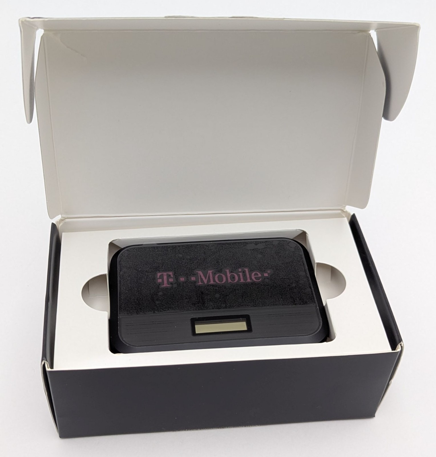 Franklin T9 RT717 T-Mobile 4G LTE Mobile Broadband WiFi Hotspot Modem Black NOB