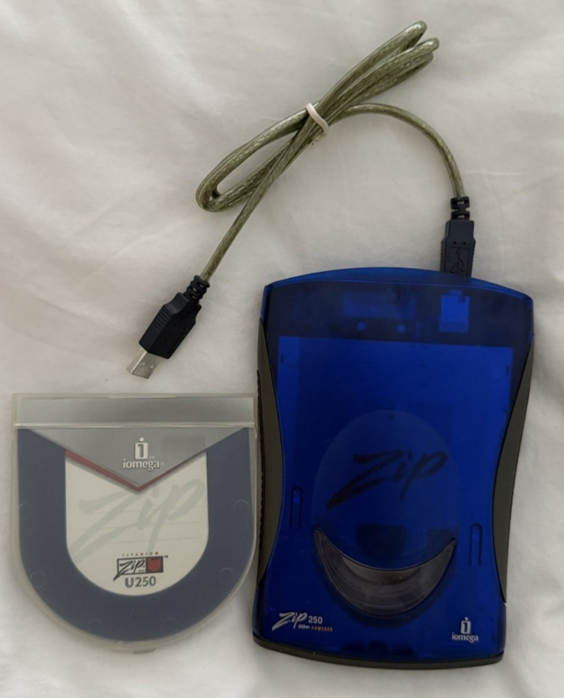 Iomega Zip 250 MB USB External Disk Drive includes 1 disk TESTED