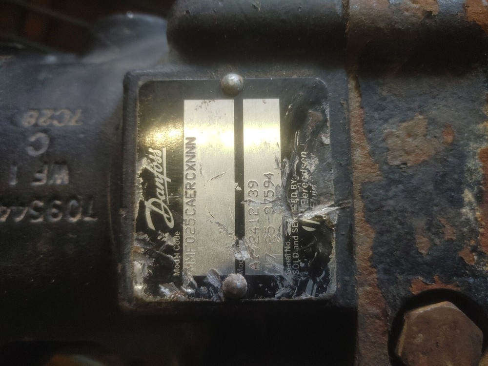 Danfoss MMF025CAERCXNNN PUMP