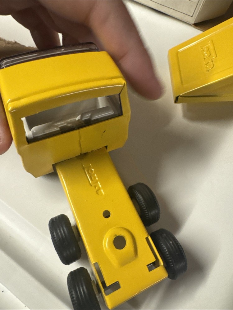 Tiny Tonka Bottom Dump Truck #655 With Box