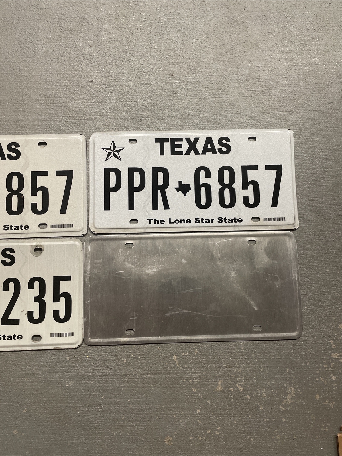 EXPIRED TEXAS LICENSE PLATE THE LONE STAR STATE RANDOM LETTERS- NUMBERS NICE!!