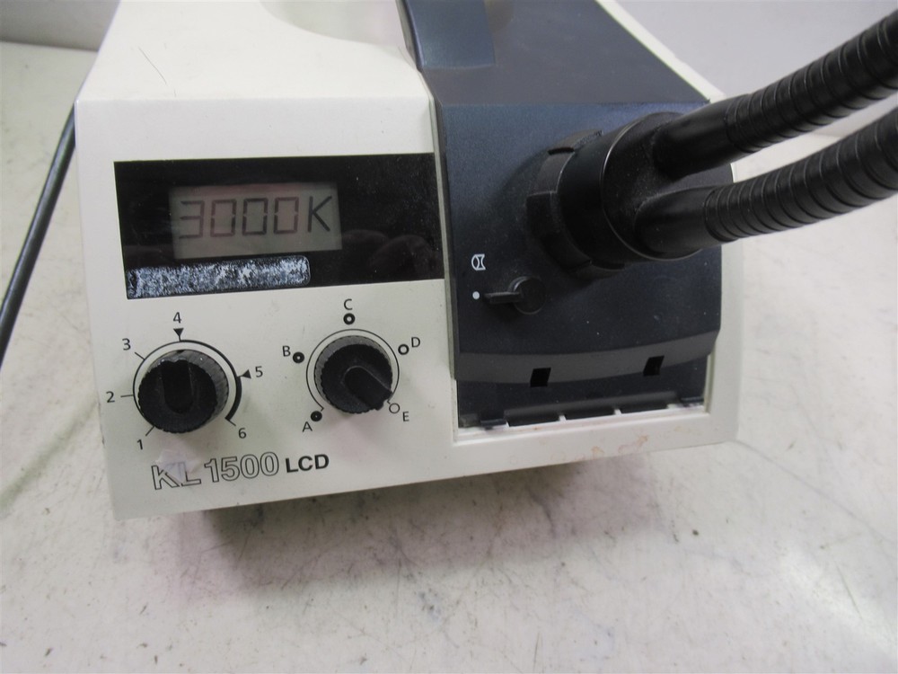 Schott KL-1500 LCD Dual Fiber Optic Light Source High-Intensity Microscopy