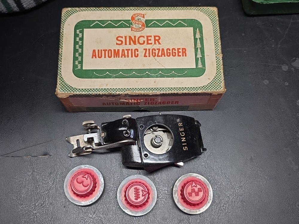 Singer Automatic Zigzagger Vintage 1956 Original Box